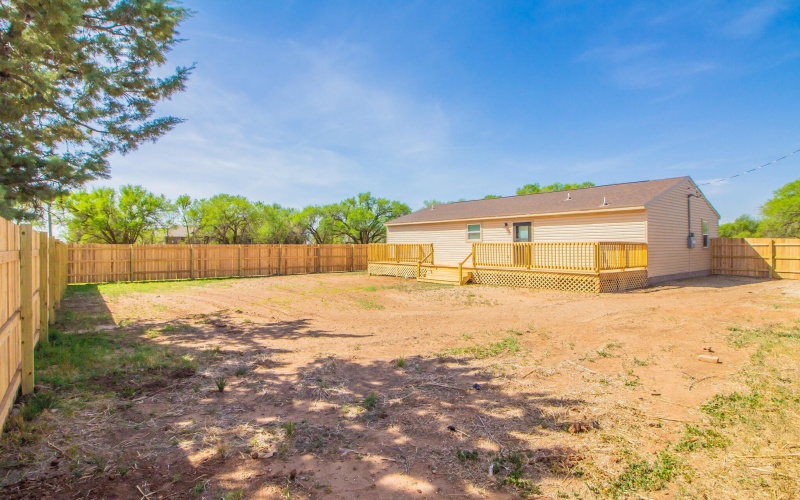 1030 S 16th Street, Slaton, TX 79364, 3 Bedrooms Bedrooms, ,2 BathroomsBathrooms,Residential,For Sale,1030 S 16th Street,0,202604104
