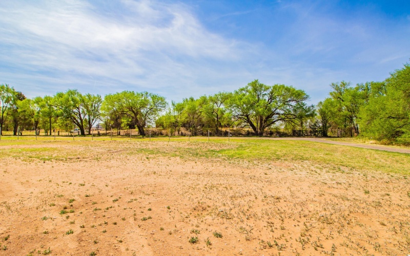 1030 S 16th Street, Slaton, TX 79364, 3 Bedrooms Bedrooms, ,2 BathroomsBathrooms,Residential,For Sale,1030 S 16th Street,0,202604104