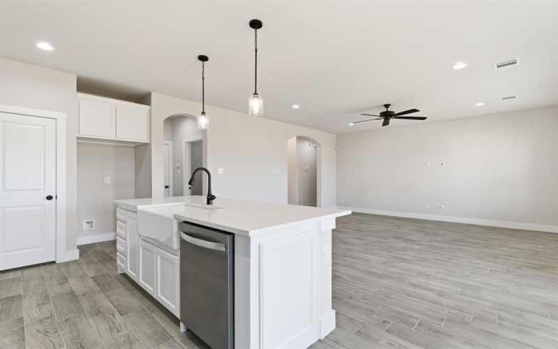 502 Cumberland Trail, Bridgeport, TX 76458, 3 Habitaciones Habitaciones , ,2 BañosBaños,Residential,En Venta,502 Cumberland Trail,0,21130065