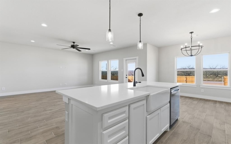 502 Cumberland Trail, Bridgeport, TX 76458, 3 Habitaciones Habitaciones , ,2 BañosBaños,Residential,En Venta,502 Cumberland Trail,0,21130065