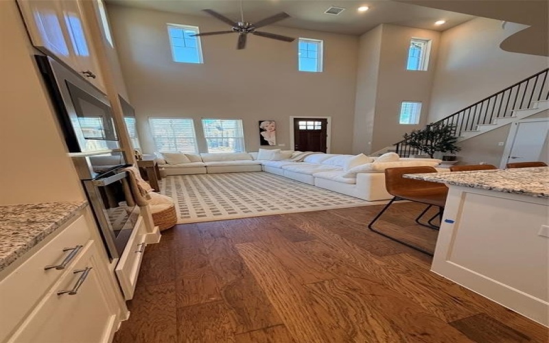 8044 Thomas Crossing, North Richland Hills, TX 76180, 3 Bedrooms Bedrooms, ,2 BathroomsBathrooms,Residential,For Sale,8044 Thomas Crossing,0,21174295