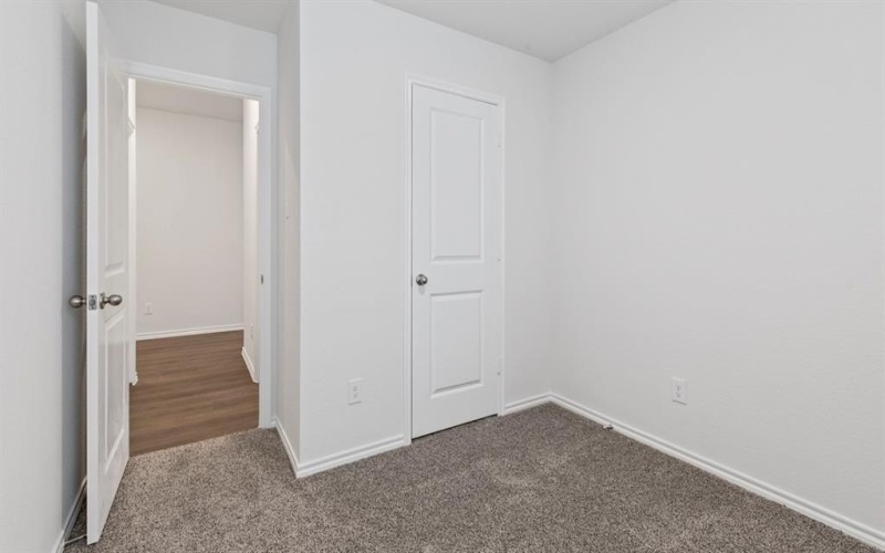 901 Barton Drive, Ennis, TX 75119, 4 Bedrooms Bedrooms, ,2 BathroomsBathrooms,Residential,For Sale,901 Barton Drive,0,21220941