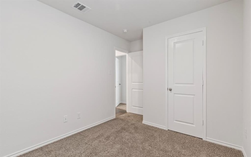 901 Barton Drive, Ennis, TX 75119, 4 Bedrooms Bedrooms, ,2 BathroomsBathrooms,Residential,For Sale,901 Barton Drive,0,21220941