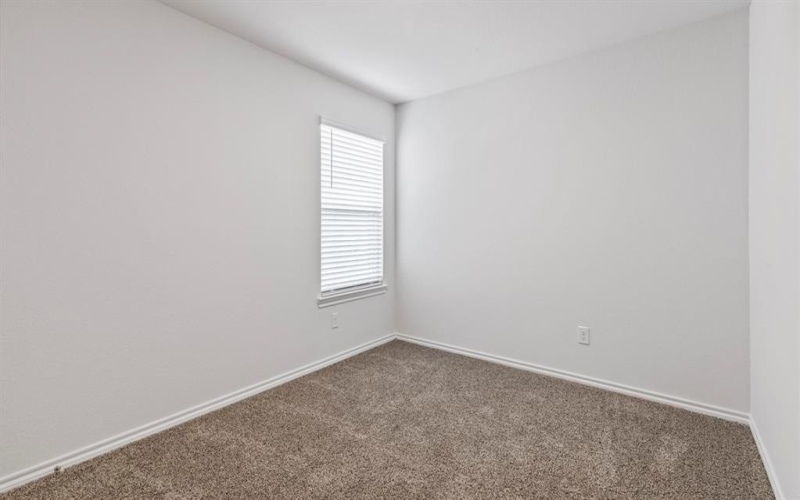 901 Barton Drive, Ennis, TX 75119, 4 Bedrooms Bedrooms, ,2 BathroomsBathrooms,Residential,For Sale,901 Barton Drive,0,21220941