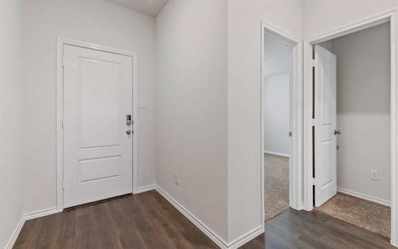 901 Barton Drive, Ennis, TX 75119, 4 Bedrooms Bedrooms, ,2 BathroomsBathrooms,Residential,For Sale,901 Barton Drive,0,21220941