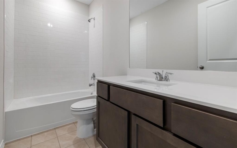 901 Barton Drive, Ennis, TX 75119, 4 Bedrooms Bedrooms, ,2 BathroomsBathrooms,Residential,For Sale,901 Barton Drive,0,21220941