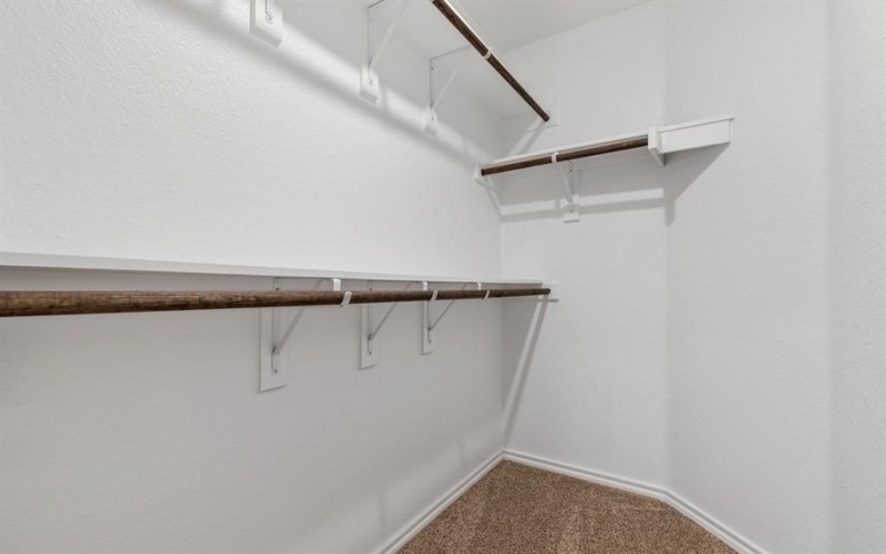 901 Barton Drive, Ennis, TX 75119, 4 Bedrooms Bedrooms, ,2 BathroomsBathrooms,Residential,For Sale,901 Barton Drive,0,21220941