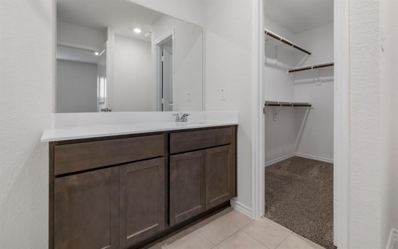 901 Barton Drive, Ennis, TX 75119, 4 Bedrooms Bedrooms, ,2 BathroomsBathrooms,Residential,For Sale,901 Barton Drive,0,21220941