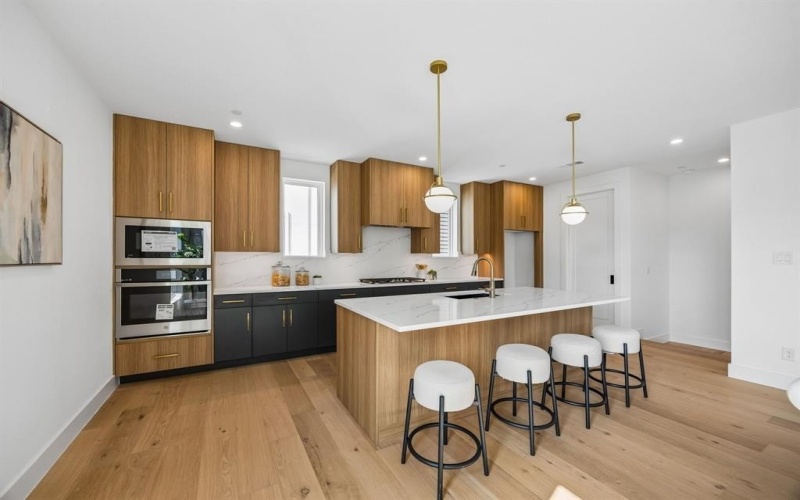 4719 Manett Street, Dallas, TX 75204, 10 Bedrooms Bedrooms, ,8 BathroomsBathrooms,Residential Multi Family,For Sale,4719 Manett Street,0,21221376