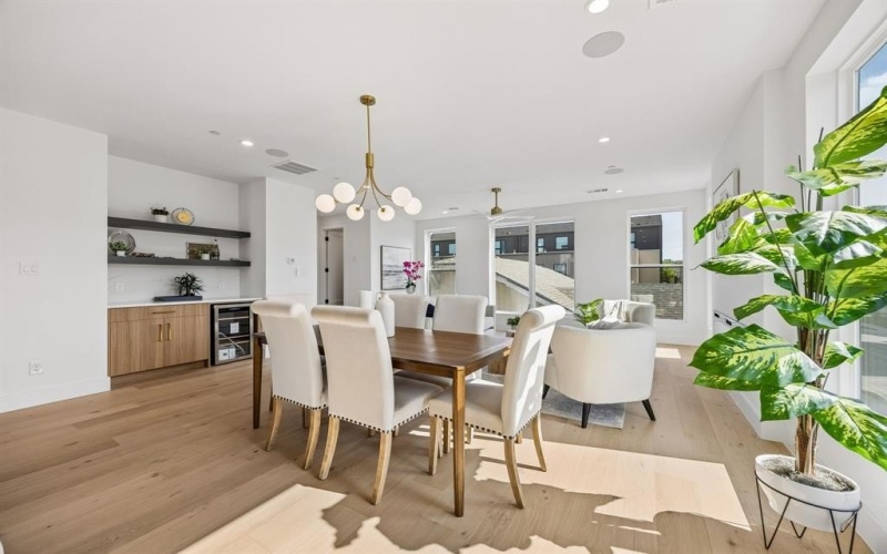 4719 Manett Street, Dallas, TX 75204, 10 Bedrooms Bedrooms, ,8 BathroomsBathrooms,Residential Multi Family,For Sale,4719 Manett Street,0,21221376