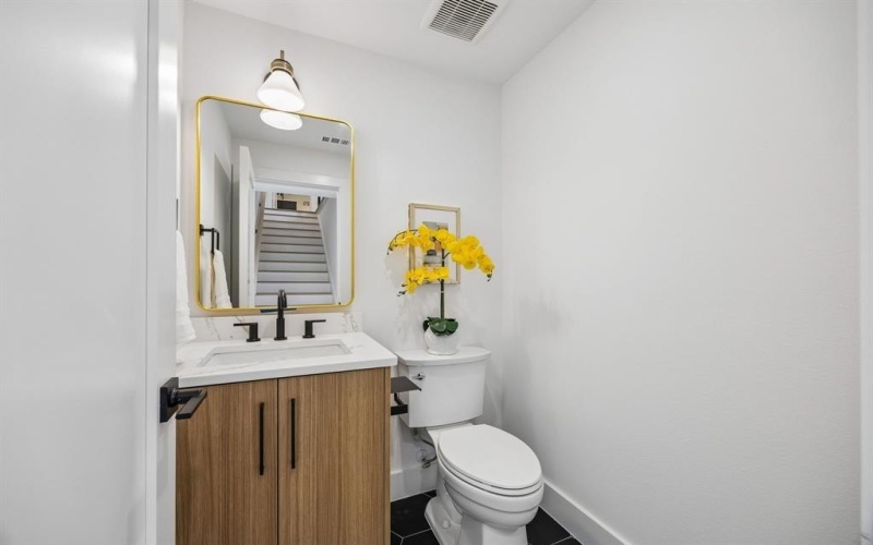 4719 Manett Street, Dallas, TX 75204, 10 Bedrooms Bedrooms, ,8 BathroomsBathrooms,Residential Multi Family,For Sale,4719 Manett Street,0,21221376