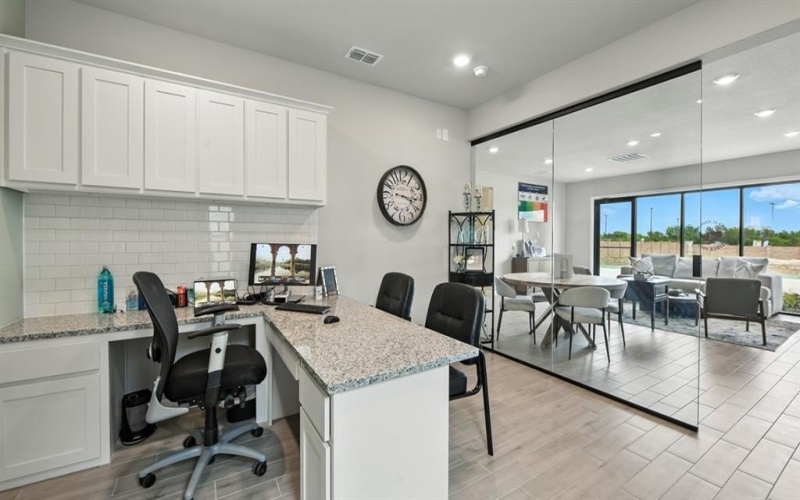 509 BABBLING BROOK Drive, Denton, TX 76259, 5 Bedrooms Bedrooms, ,3 BathroomsBathrooms,Residential,For Sale,509 BABBLING BROOK Drive,0,21221527