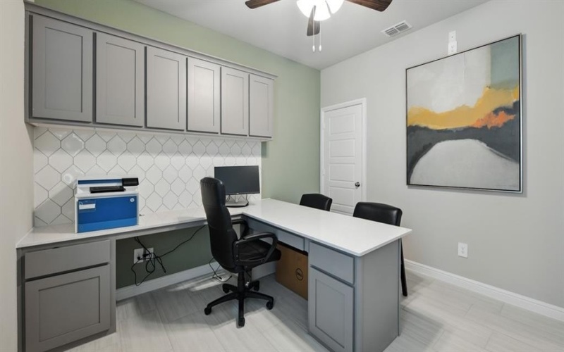 509 BABBLING BROOK Drive, Denton, TX 76259, 5 Bedrooms Bedrooms, ,3 BathroomsBathrooms,Residential,For Sale,509 BABBLING BROOK Drive,0,21221527