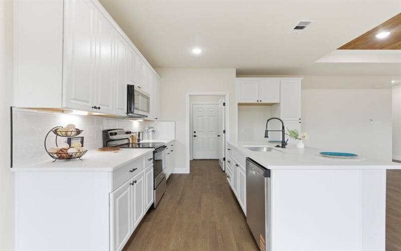 2211 Woodcrest Trail, Granbury, TX 76048, 3 Habitaciones Habitaciones , ,2 BañosBaños,Residential,En Venta,2211 Woodcrest Trail,0,21221775