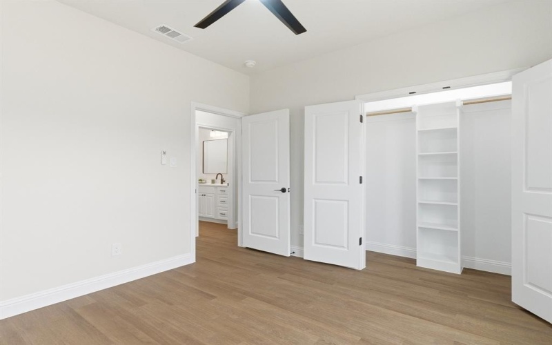 2211 Woodcrest Trail, Granbury, TX 76048, 3 Habitaciones Habitaciones , ,2 BañosBaños,Residential,En Venta,2211 Woodcrest Trail,0,21221775