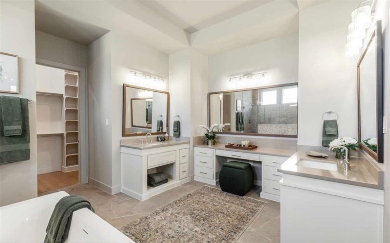 349 Bristol Valley Court, Heath, TX 75032, 4 Bedrooms Bedrooms, ,5 BathroomsBathrooms,Residential,For Sale,349 Bristol Valley Court,0,21221979