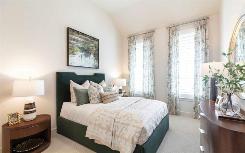 349 Bristol Valley Court, Heath, TX 75032, 4 Bedrooms Bedrooms, ,5 BathroomsBathrooms,Residential,For Sale,349 Bristol Valley Court,0,21221979