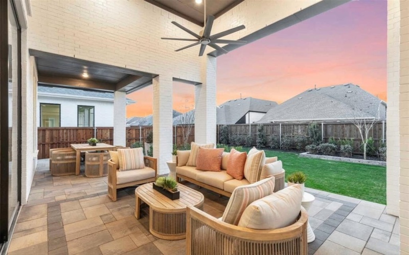 349 Bristol Valley Court, Heath, TX 75032, 4 Bedrooms Bedrooms, ,5 BathroomsBathrooms,Residential,For Sale,349 Bristol Valley Court,0,21221979