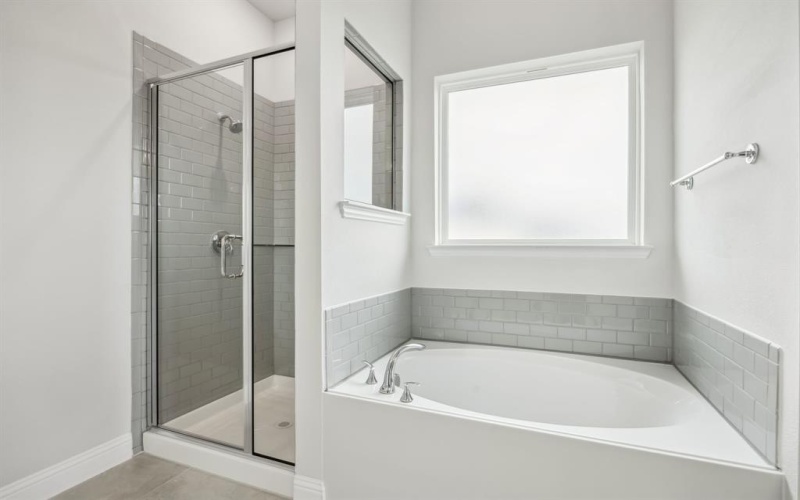 1607 Vista Grande Drive, Forney, TX 75126, 4 Bedrooms Bedrooms, ,5 BathroomsBathrooms,Residential,For Sale,1607 Vista Grande Drive,0,21222670