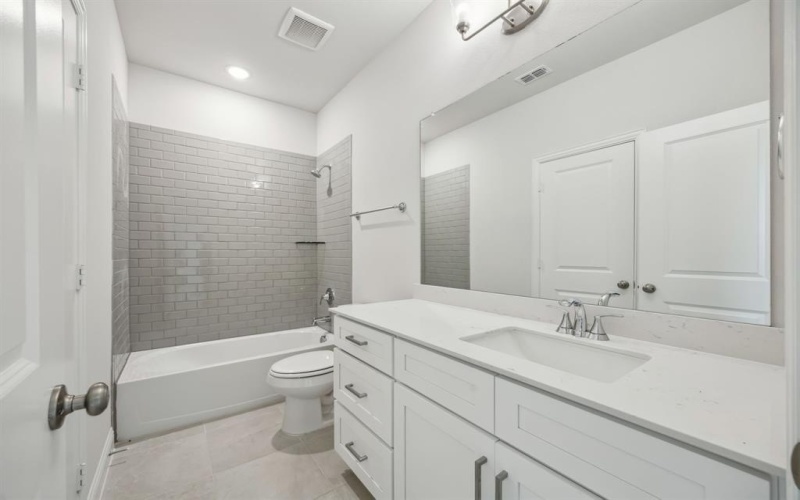 1607 Vista Grande Drive, Forney, TX 75126, 4 Bedrooms Bedrooms, ,5 BathroomsBathrooms,Residential,For Sale,1607 Vista Grande Drive,0,21222670