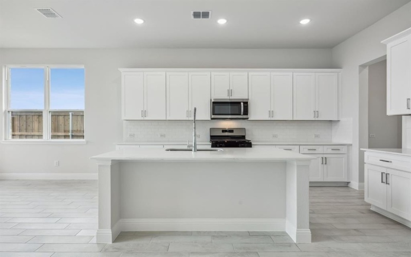 1607 Vista Grande Drive, Forney, TX 75126, 4 Bedrooms Bedrooms, ,5 BathroomsBathrooms,Residential,For Sale,1607 Vista Grande Drive,0,21222670