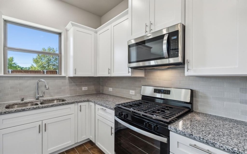 3152 Galveston Street, Plano, TX 75075, 4 Bedrooms Bedrooms, ,2 BathroomsBathrooms,Residential,For Sale,3152 Galveston Street,0,21222749