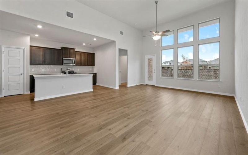 8417 Rockhopper Lane, Garland, TX 75043, 4 Bedrooms Bedrooms, ,3 BathroomsBathrooms,Residential,For Sale,8417 Rockhopper Lane,0,21222787