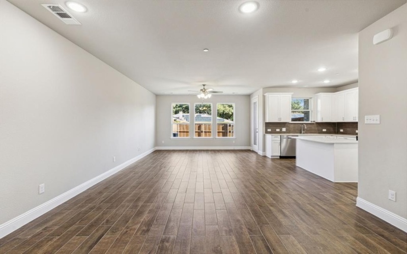 824 Heart Reef Road, Plano, TX 75075, 3 Bedrooms Bedrooms, ,2 BathroomsBathrooms,Residential,For Sale,824 Heart Reef Road,0,21222815