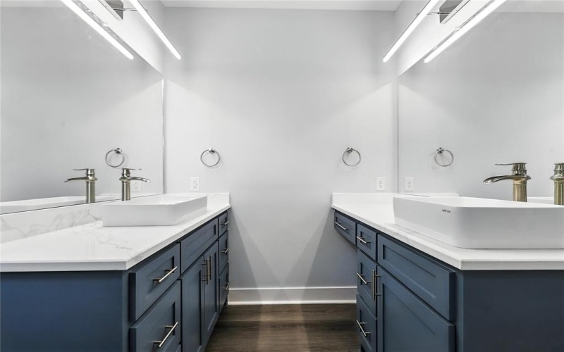 810 Euclid Street, Cleburne, TX 76033, 4 Bedrooms Bedrooms, ,3 BathroomsBathrooms,Residential,For Sale,810 Euclid Street,0,21222844