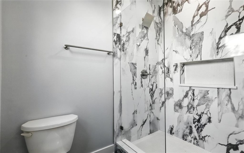 810 Euclid Street, Cleburne, TX 76033, 4 Bedrooms Bedrooms, ,3 BathroomsBathrooms,Residential,For Sale,810 Euclid Street,0,21222844