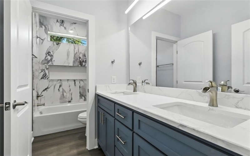 810 Euclid Street, Cleburne, TX 76033, 4 Bedrooms Bedrooms, ,3 BathroomsBathrooms,Residential,For Sale,810 Euclid Street,0,21222844