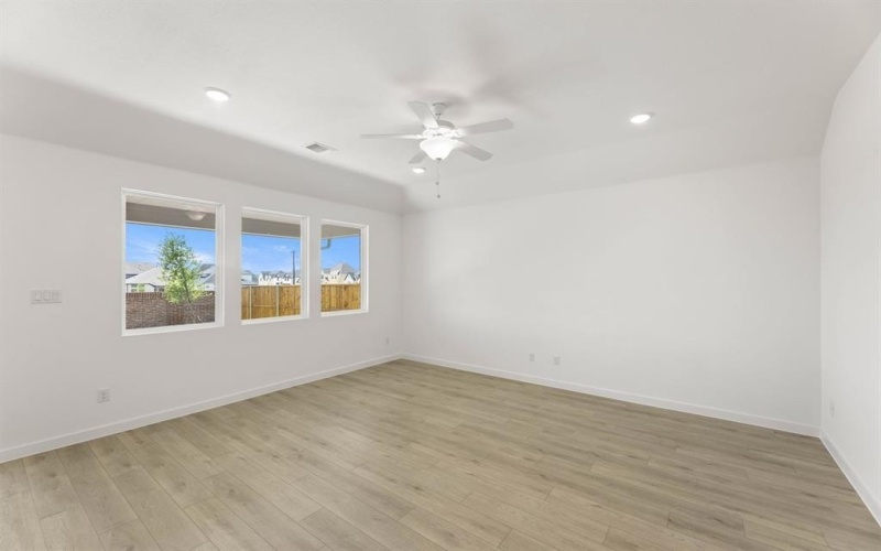 712 Tyronza Drive, Justin, TX 76247, 3 Bedrooms Bedrooms, ,2 BathroomsBathrooms,Residential,For Sale,712 Tyronza Drive,0,21222848