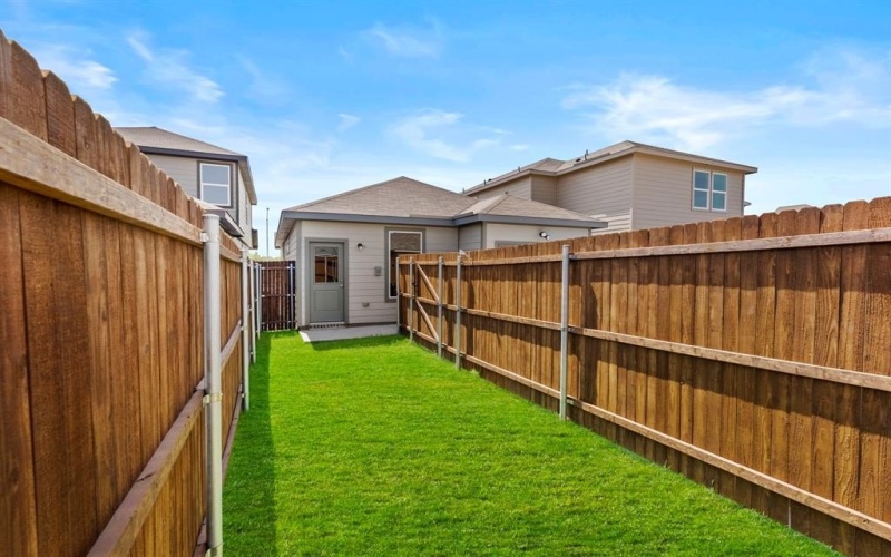 3113 Maple Orchard Lane, Fort Worth, TX 76140, 3 Bedrooms Bedrooms, ,2 BathroomsBathrooms,Residential,For Sale,3113 Maple Orchard Lane,0,21222998