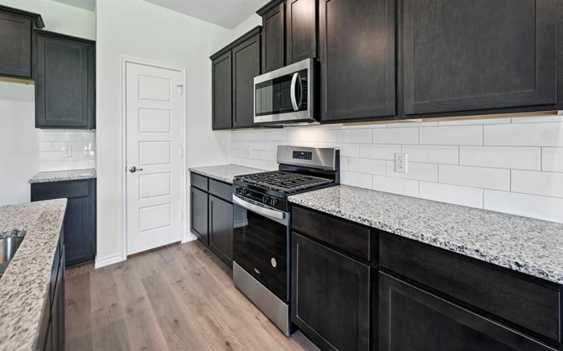 7049 Split Rail Drive, Garland, TX 75043, 4 Bedrooms Bedrooms, ,3 BathroomsBathrooms,Residential,For Sale,7049 Split Rail Drive,0,21223024