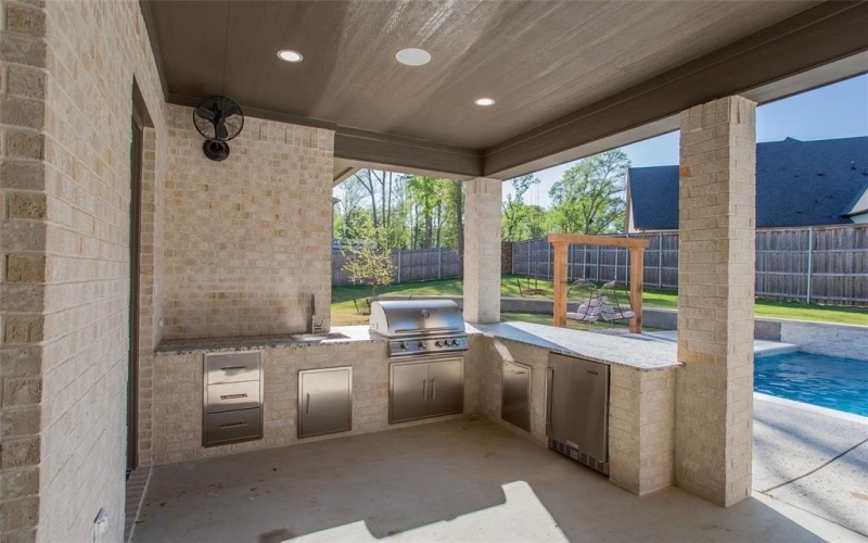 1839 Sentinel Way, Tyler, TX 75703, 5 Habitaciones Habitaciones , ,3 BañosBaños,Residential,En Venta,1839 Sentinel Way,0,21223064