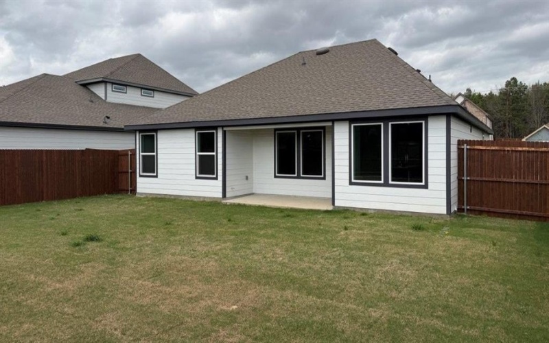 2076 Bobby Ashcraft Drive, Lindale, TX 75771, 3 Bedrooms Bedrooms, ,2 BathroomsBathrooms,Residential,For Sale,2076 Bobby Ashcraft Drive,0,21223215