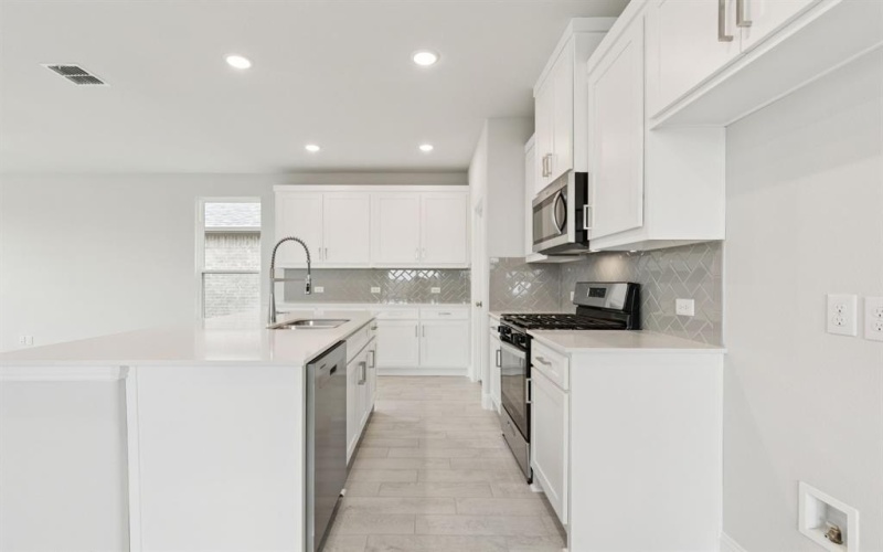 1016 Santa Lucia Drive, Anna, TX 75409, 4 Bedrooms Bedrooms, ,2 BathroomsBathrooms,Residential,For Sale,1016 Santa Lucia Drive,0,21223273