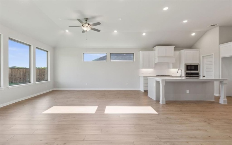 1423 Golden Meadow Drive, Van Alstyne, TX 75495, 3 Bedrooms Bedrooms, ,2 BathroomsBathrooms,Residential,For Sale,1423 Golden Meadow Drive,0,21223284