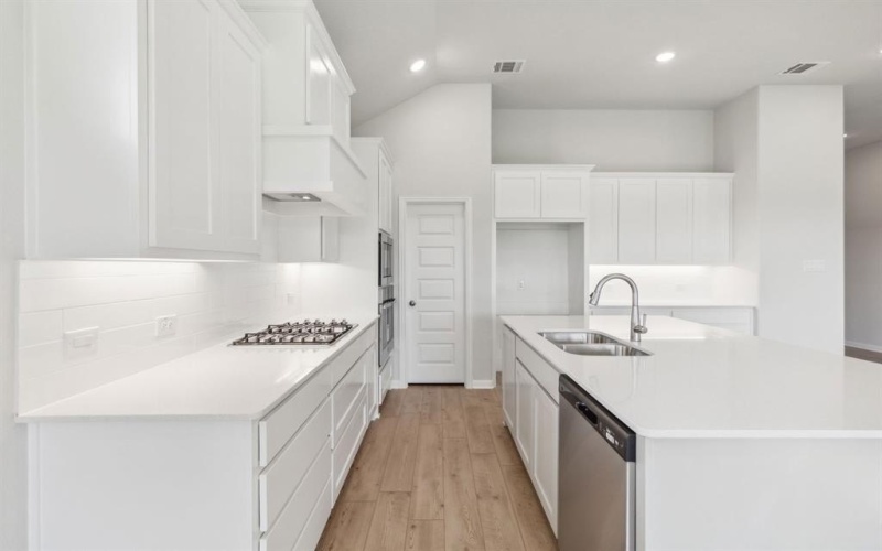 1423 Golden Meadow Drive, Van Alstyne, TX 75495, 3 Bedrooms Bedrooms, ,2 BathroomsBathrooms,Residential,For Sale,1423 Golden Meadow Drive,0,21223284