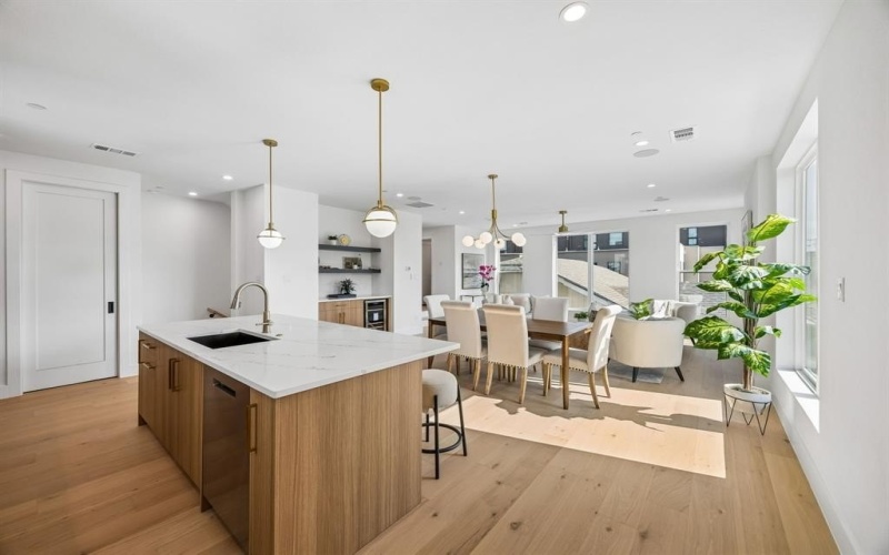 4719 Manett Street #101, Dallas, TX 75204, 3 Bedrooms Bedrooms, ,3 BathroomsBathrooms,Residential,For Sale,4719 Manett Street,0,21223286