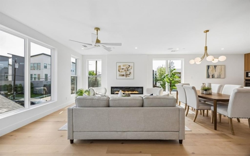 4719 Manett Street #101, Dallas, TX 75204, 3 Bedrooms Bedrooms, ,3 BathroomsBathrooms,Residential,For Sale,4719 Manett Street,0,21223286