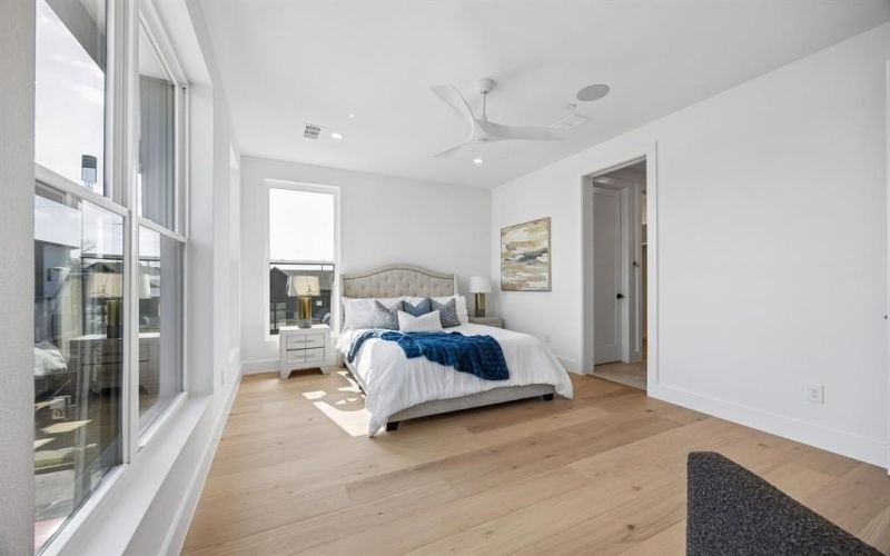 4719 Manett Street #101, Dallas, TX 75204, 3 Bedrooms Bedrooms, ,3 BathroomsBathrooms,Residential,For Sale,4719 Manett Street,0,21223286