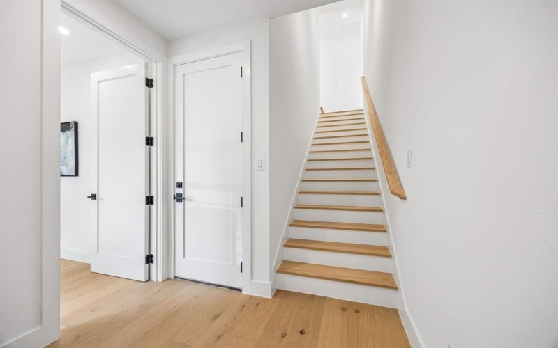 4719 Manett Street #101, Dallas, TX 75204, 3 Bedrooms Bedrooms, ,3 BathroomsBathrooms,Residential,For Sale,4719 Manett Street,0,21223286