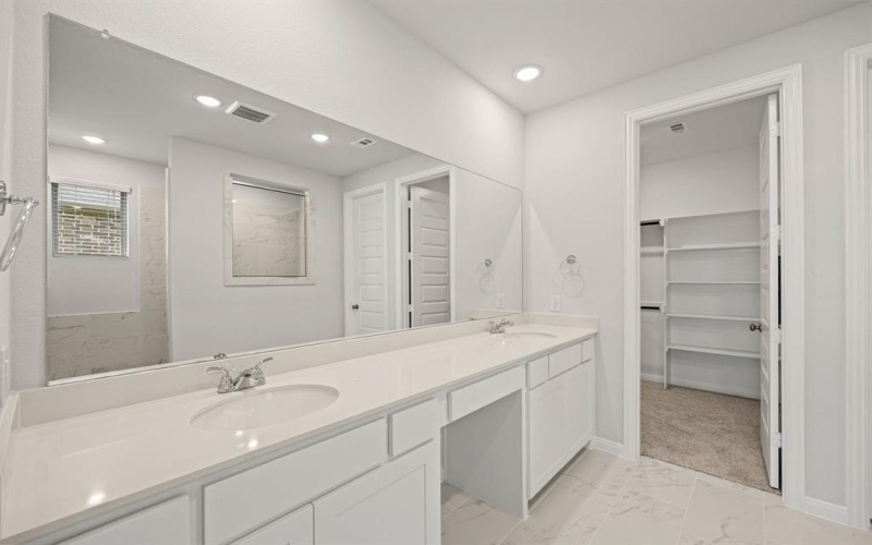 1506 Red Clover Avenue, Van Alstyne, TX 75495, 3 Bedrooms Bedrooms, ,2 BathroomsBathrooms,Residential,For Sale,1506 Red Clover Avenue,0,21223303