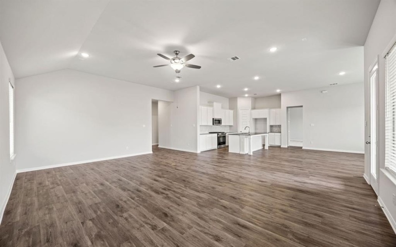 1506 Red Clover Avenue, Van Alstyne, TX 75495, 3 Bedrooms Bedrooms, ,2 BathroomsBathrooms,Residential,For Sale,1506 Red Clover Avenue,0,21223303