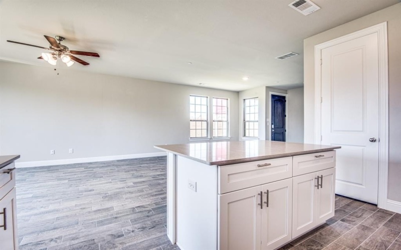 641 Hutchinson Lane, Lewisville, TX 75077, 3 Bedrooms Bedrooms, ,2 BathroomsBathrooms,Residential,For Sale,641 Hutchinson Lane,0,21223363