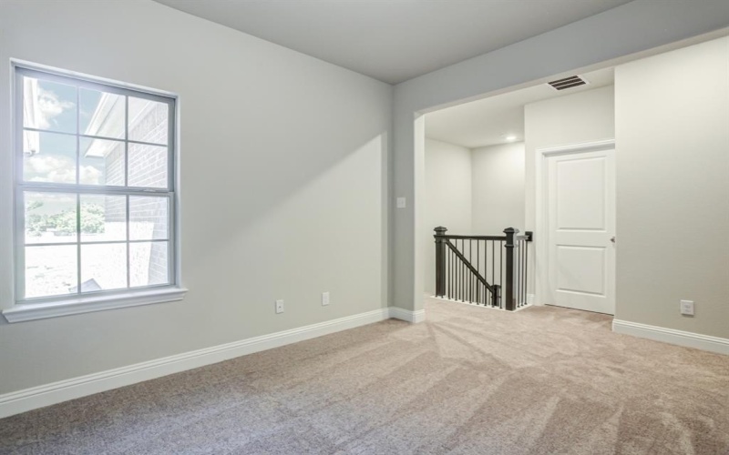 572 Hutchinson Lane, Lewisville, TX 75077, 3 Bedrooms Bedrooms, ,2 BathroomsBathrooms,Residential,For Sale,572 Hutchinson Lane,0,21223383