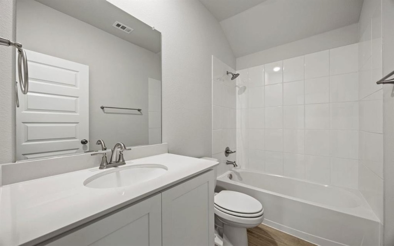 556 Stone Hollow Drive, Van Alstyne, TX 75495, 4 Bedrooms Bedrooms, ,2 BathroomsBathrooms,Residential,For Sale,556 Stone Hollow Drive,0,21223410