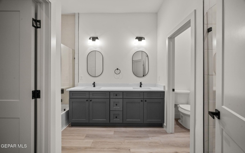 201 Desert Pass Street unit: B-9, El Paso, TX 79912, 3 Bedrooms Bedrooms, ,2 BathroomsBathrooms,Residential,For Sale,201 Desert Pass Street unit: B-9,0,941271