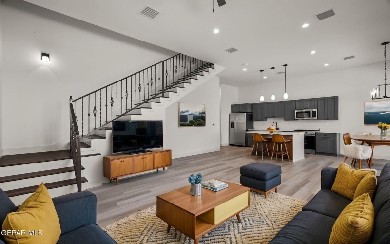 201 Desert Pass Street unit: B-9, El Paso, TX 79912, 3 Bedrooms Bedrooms, ,2 BathroomsBathrooms,Residential,For Sale,201 Desert Pass Street unit: B-9,0,941271